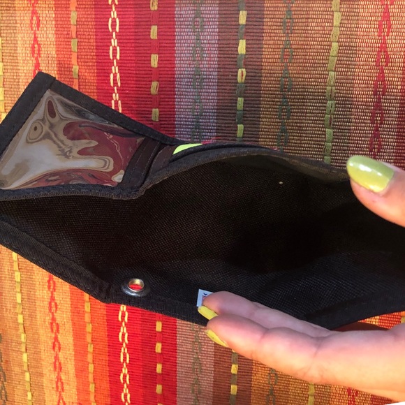 Element Yellow Wallet - Picture 4 of 5